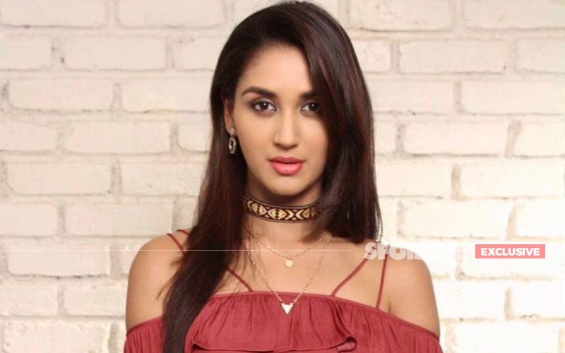 Rocket Gang Actress Nikita Dutta On Working With Aditya Seal, Bosco Martis As A Director And Recovering From COVID-19- EXCLUSIVE VIDEO
