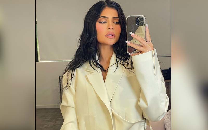 Kylie Jenner Birthday Special: Some Heartwarming Pictures Of The Diva With Stormi, Kim Kardashian, Travis Scott