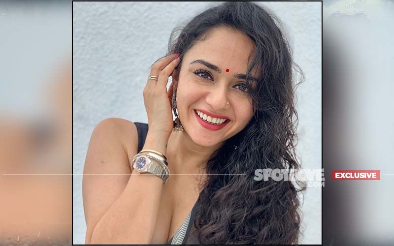 Amruta Khanvilkar Flirts With The Camera In This Bold Photoshoot