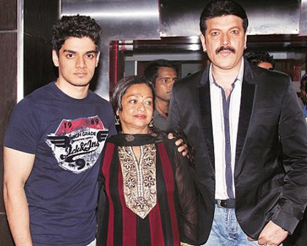 adity pancholi with wife zarina wahab and son sooraj pancholi