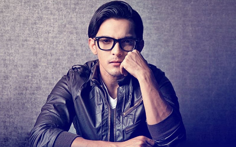 And Finally... Aditya Narayan Apologises For Injuring Two People In Road Accident