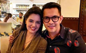 Aditya Narayan Admits To Never Living With Wife Shweta Agarwal During The 10 Years Of Their Dating; Only Had A Few 'Sleepovers And Trips'