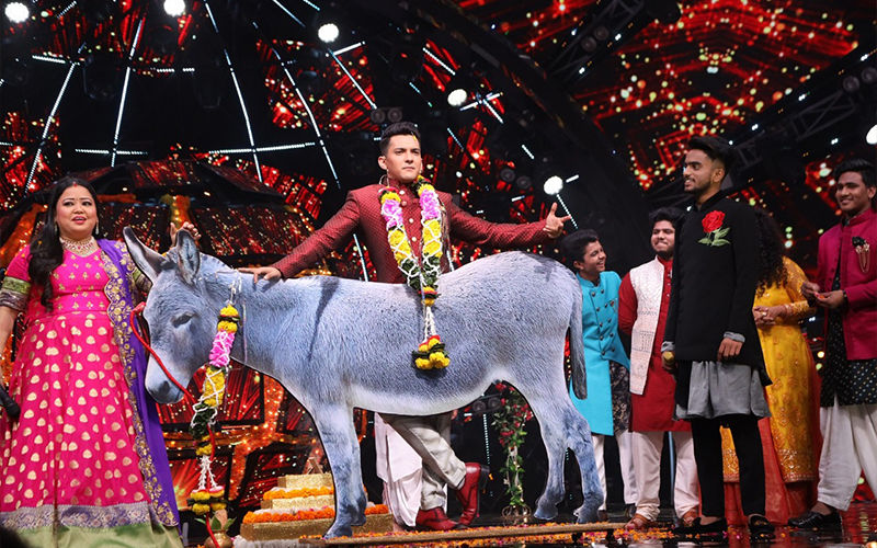 Indian Idol 11: Aditya Narayan Gets Married To A Donkey And We Are Dying Of Laughter
