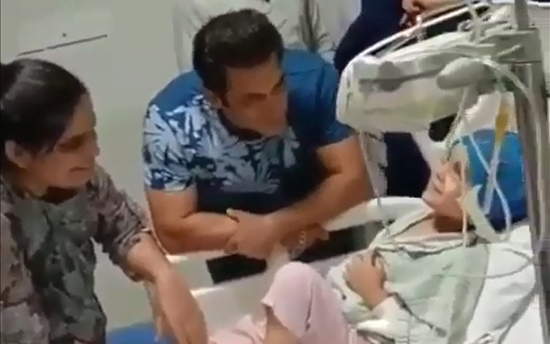 Being Salman Khan Again: Meets A Little Boy Suffering From Cancer At The Hospital