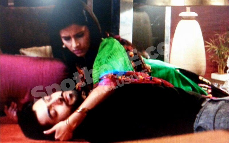 Kasam’s new heroine Shivani gets anxiety attack before romantic scene with Ssharad Malhotra