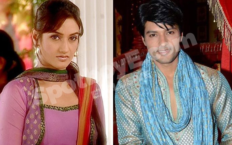 Hush-hush engagement for Rati  Pandey's ex-lover Anas Rashid?