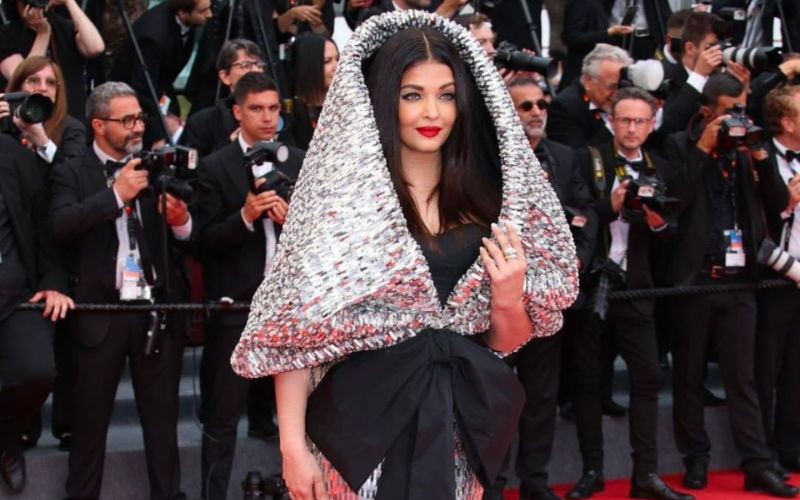 Aishwarya Rai Gets Brutally TROLLED For Wearing Giant Silver Hooded Gown At Cannes 2023; Netizens Say 'Chicken Shawarma Lag Rahi Hai’