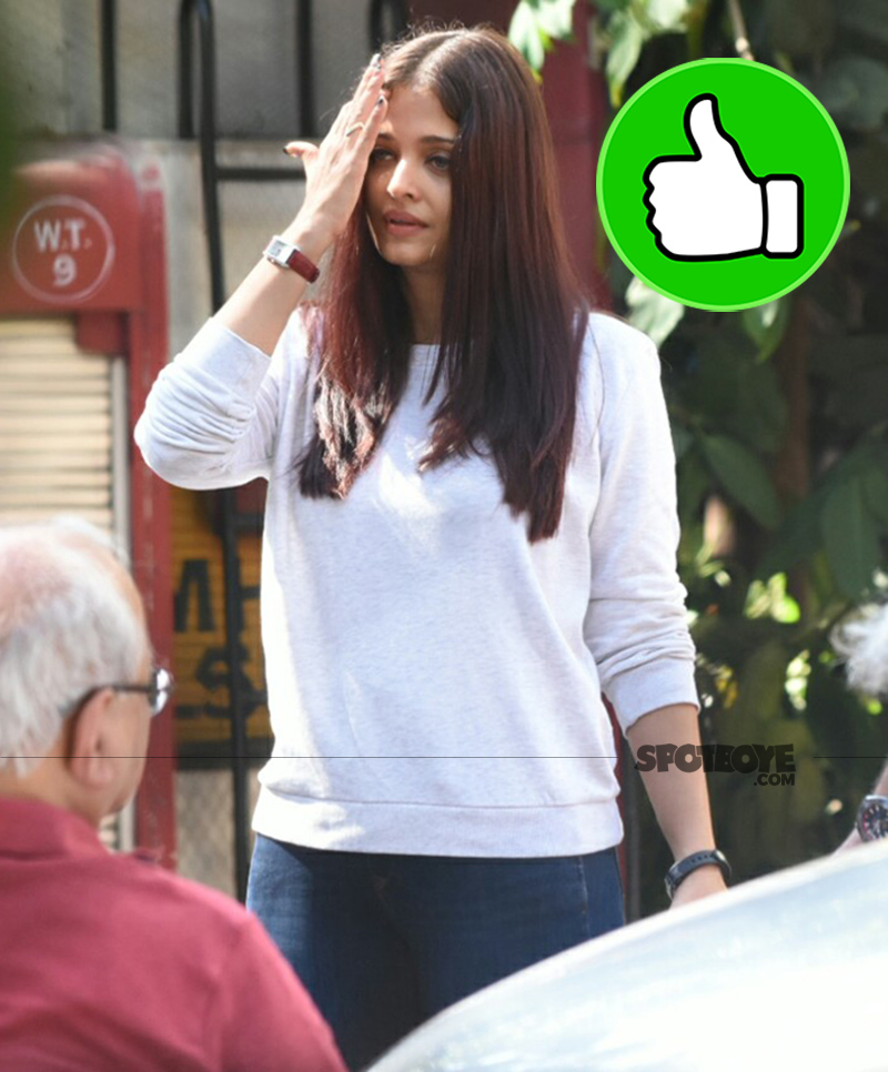 aishwarya rai bachchan spotted at her mother house in bandra