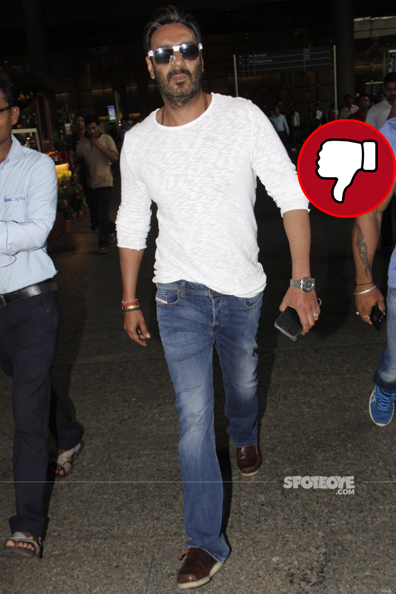 ajay devgn at the airport