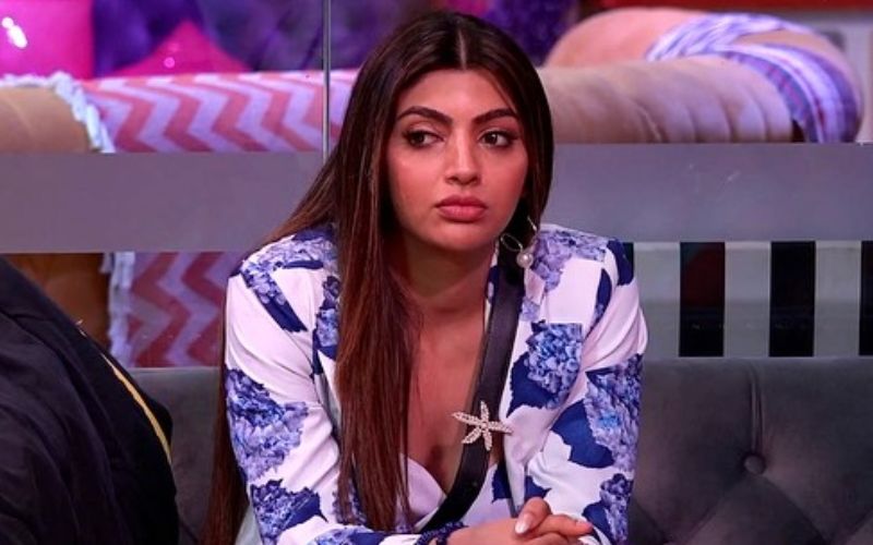 Bigg Boss OTT 2: Akanksha Puri Accuses BB Makers Of Double Standards For Promoting Her Kiss With Jad Hadid; Says, ‘Itni Problem Thi Toh Mic Pe Bol Dete’