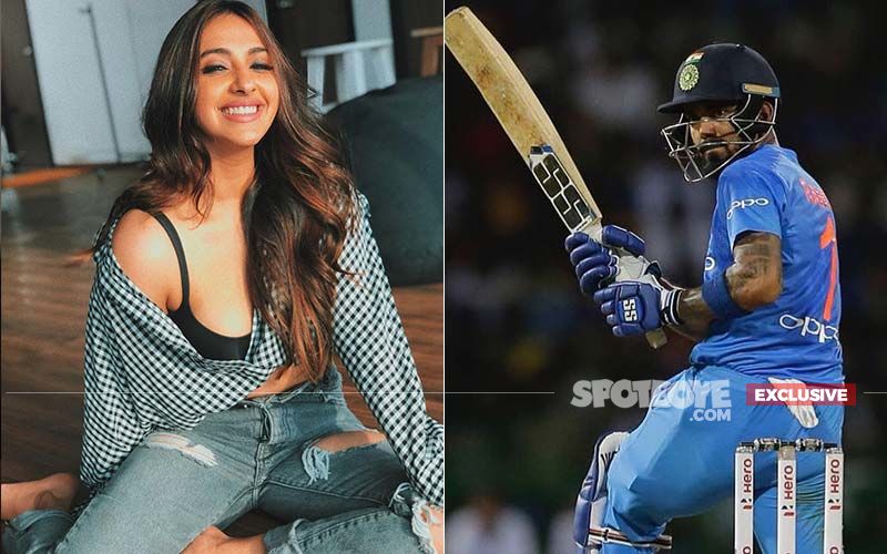 Akansha Ranjan Bowled Over By KL Rahul; Spotted Praying With Him In Mount Mary Church For Winning World Cup '19