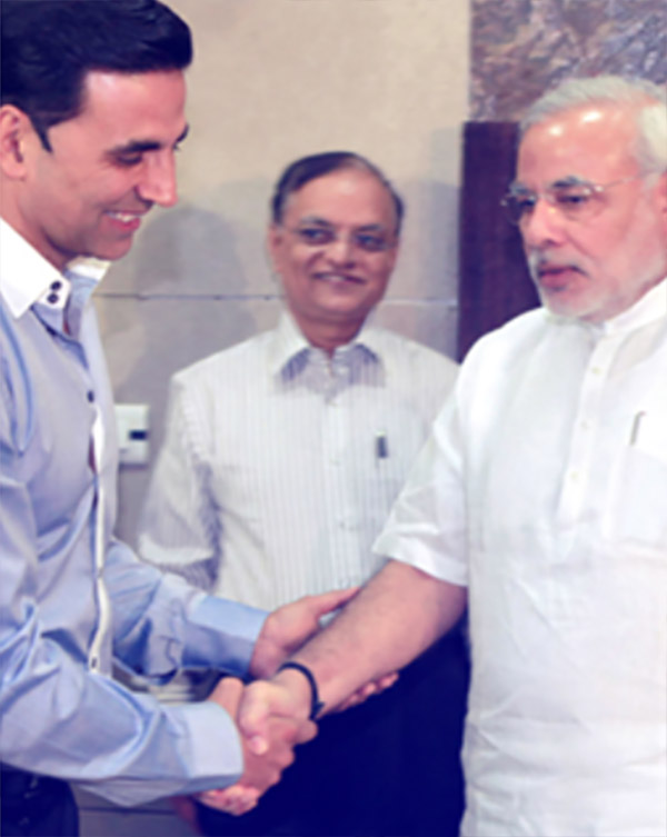 akshay kumar with narendra modi