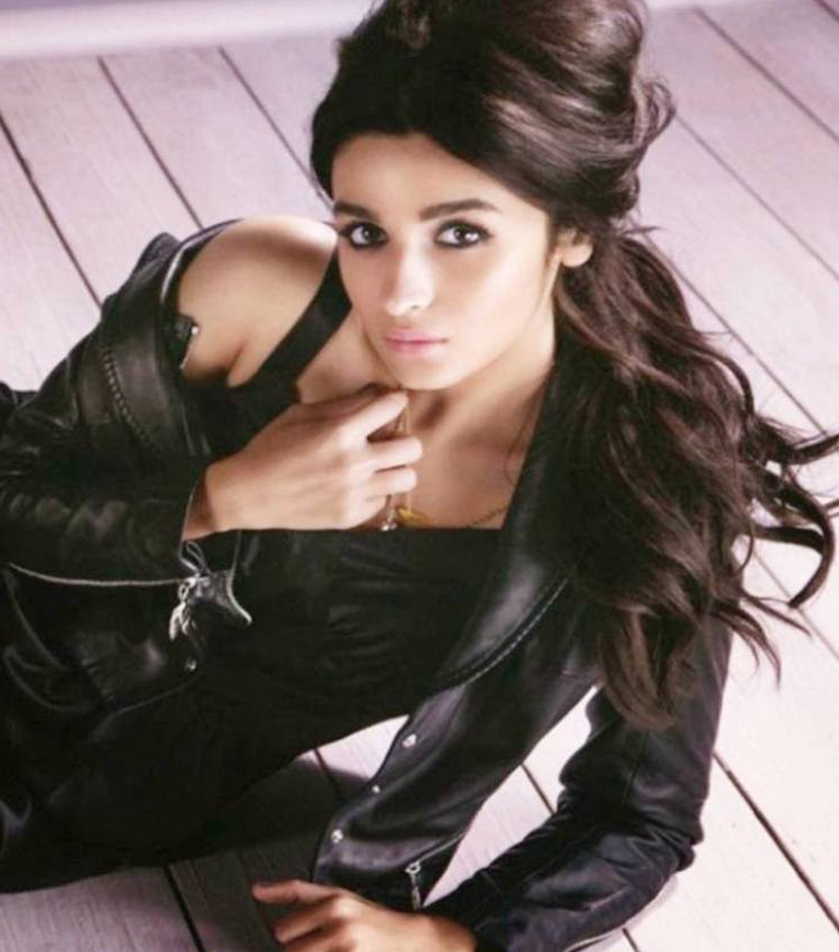 alia bhatt poses for a photoshoot