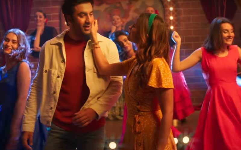 Lovebirds Ranbir Kapoor And Alia Bhatt’s Latest Ad Song Will Make You Hum ‘Dekho Dekho’ All Day Long