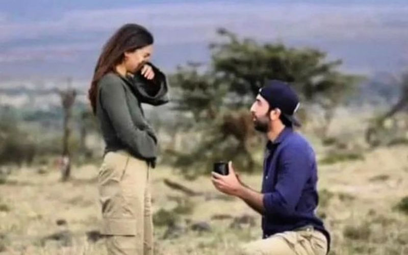 Ranbir Kapoor-Alia Bhatt's PROPOSAL Photo Goes Viral! Actor Goes Down On His Knees With Engagement Ring To Propose The Actress For Marriage; See UNSEEN PIC