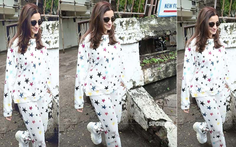 Alia Bhatt’s Star-Spangled Sleepwear Comes At A Price Tag Of Rs 22,000 - In Case You Were Wondering!