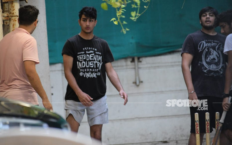 Amidst World Cup Fever, Ibrahim Ali Khan Steals Time For A Cricket Match At Home