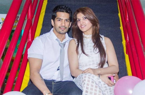 amit tandon with his wife ruby tandon