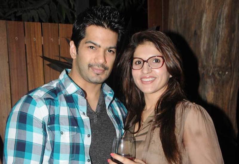 amit tandon with wife ruby tandon