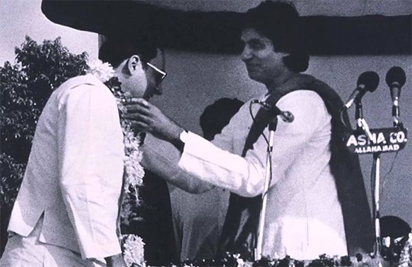 amitabh bachchan with former prime minister rajiv gandhi