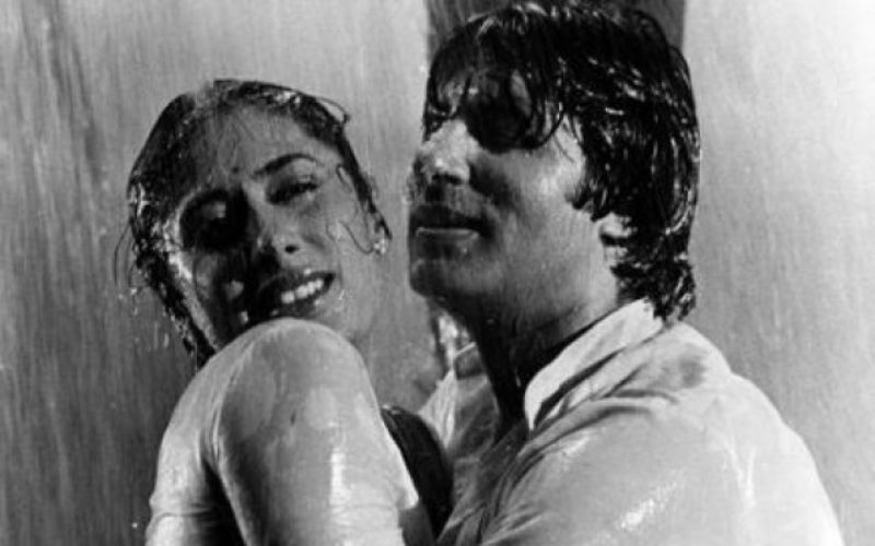 DID YOU KNOW Smita Patil Once Cried All Night After Filming A HOT Intimate Scene With Amitabh Bachchan In Rain?