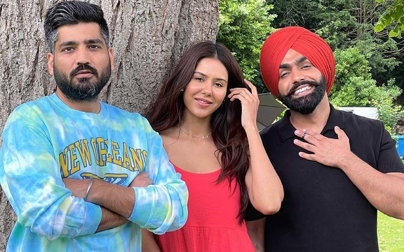 Sherbagga: Ammy Virk And Sonam Bajwa Snapped With Director Jagdeep Sidhu Before Film’s Shoot