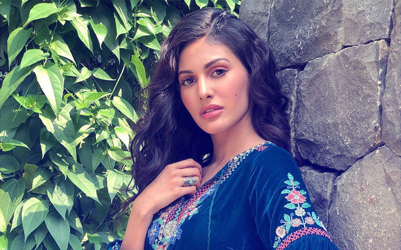 Amyra Dastur Harassed By Men And Women Both, But Can’t Name Them; Says, "They Are Powerful"