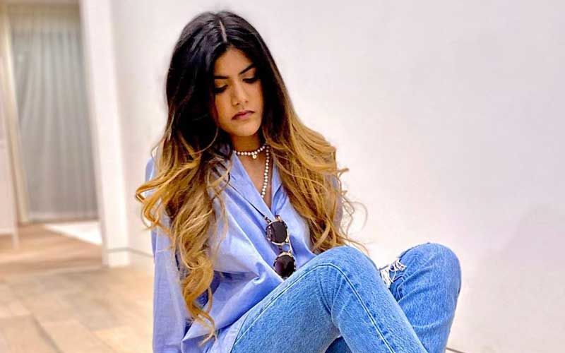 Singing Sensation Ananya Birla Makes Music On The Spot When In Self-Quarantine; Calls It, ‘Real, Raw, Unfiltered’