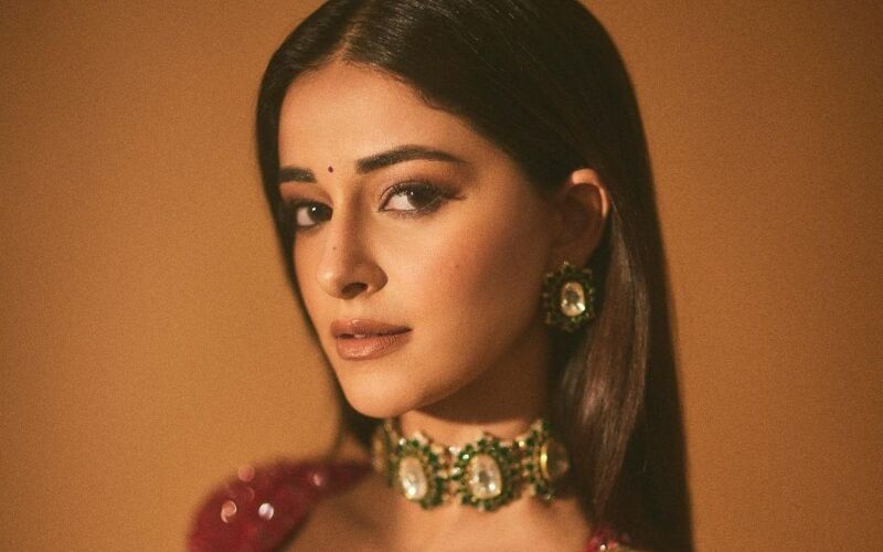 Ananya Panday Hides Her ‘AW’ Pendant, Amid Dating Rumours With Walker Blanco; Netizens Say, ‘Har 4 Din Mein Bf Badalte Hain’