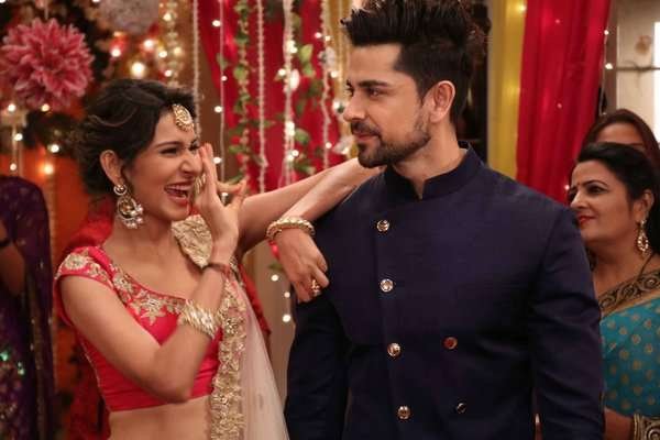 aneri vajani and piyush sahdev in beyhadh