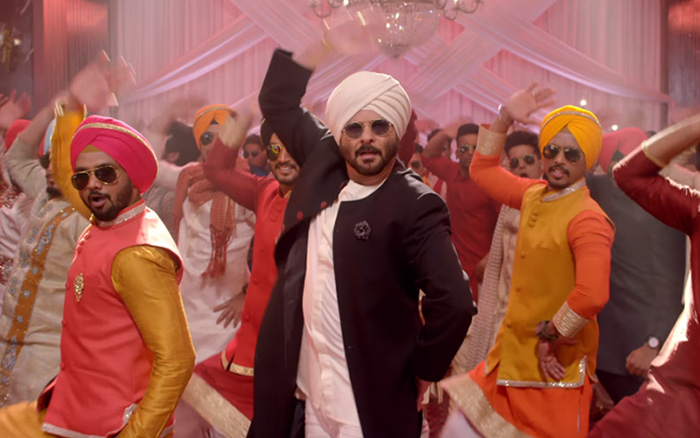 anil kapoor in the goggle song