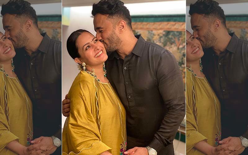 Preggers Anita Hassanandani Feels Her Baby Kick As Hubby Rohit Reddy Plants A Kiss On Her Cheek; Actress Calls It An ‘Unreal Experience’