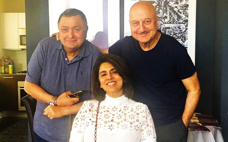 Rishi Kapoor, Neetu Kapoor And Anupam Kher Take A Cab In New York; Driver Has No Clue Who They Are!- Watch Video