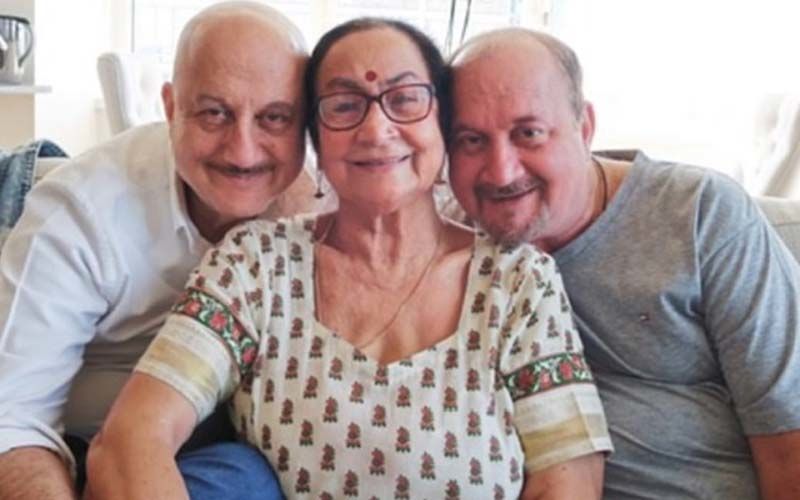 Anupam Kher’s Mother Has Been Shifted To COVID-19 Isolation Ward, Brother Raju And His Family In Home Quarantine, Confirms Actor