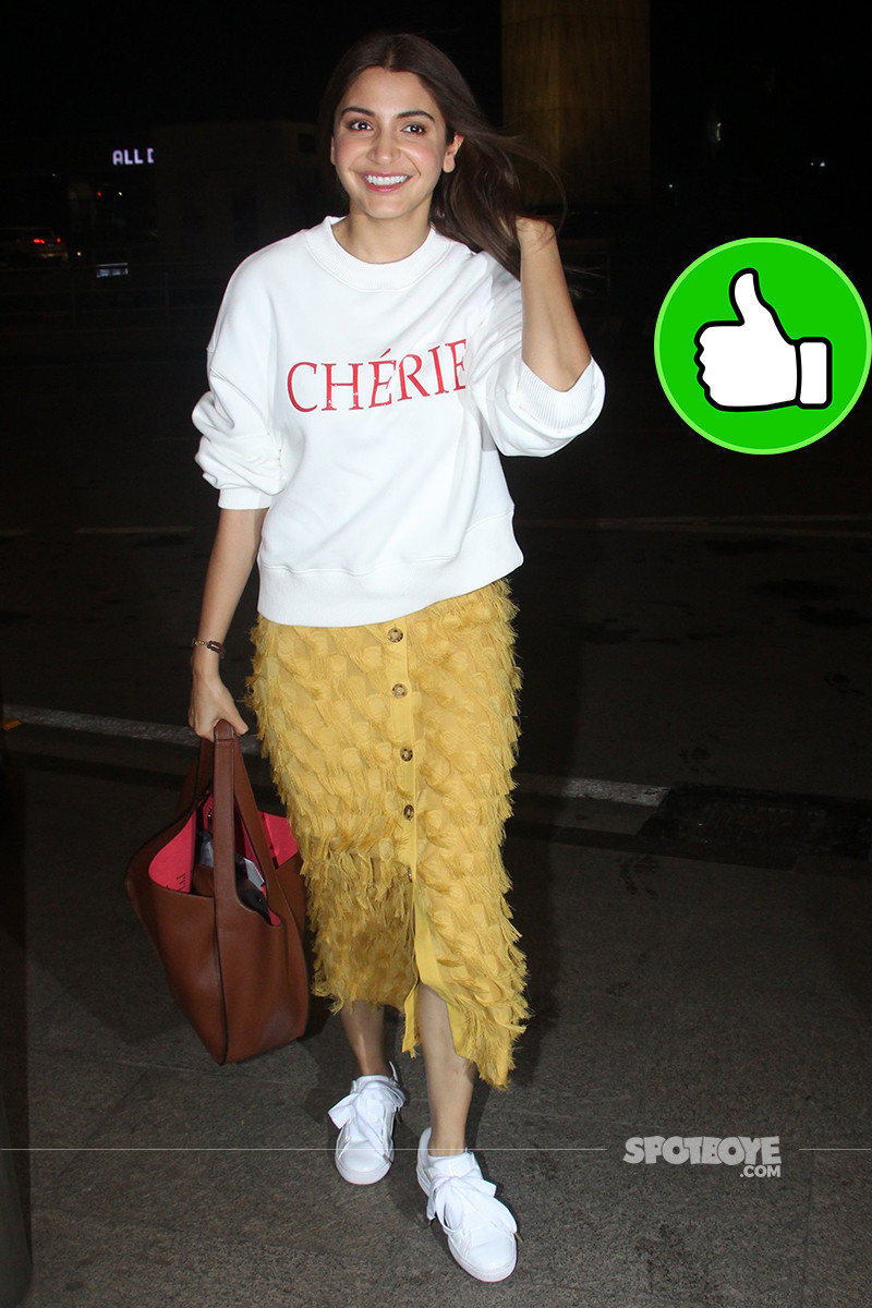 anushka sharma at the airport