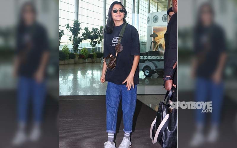 Anushka Sharma's Hair Go Messy As The Actress Is In Her Element Best; Her Casual Airport Look Is On Point