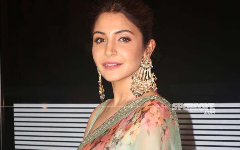 Anushka Sharma Makes An Appeal To Everyone To Unite And Support The Country In Hour Of Crisis; ‘Virat Kohli And I Are Coming Together To Do Our Bit’-WATCH Video