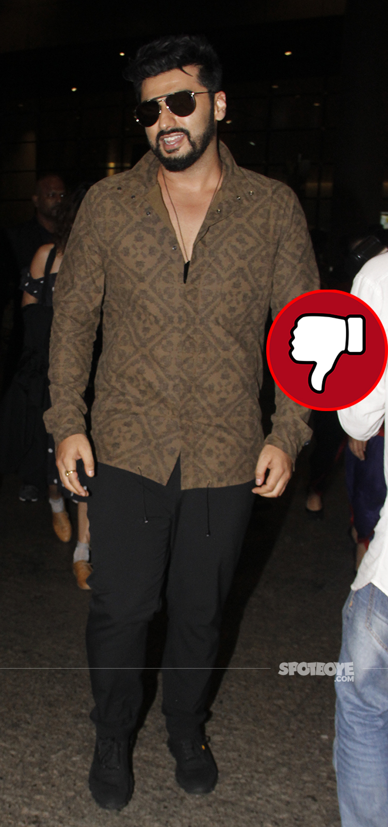 arjun kapoor at the airport