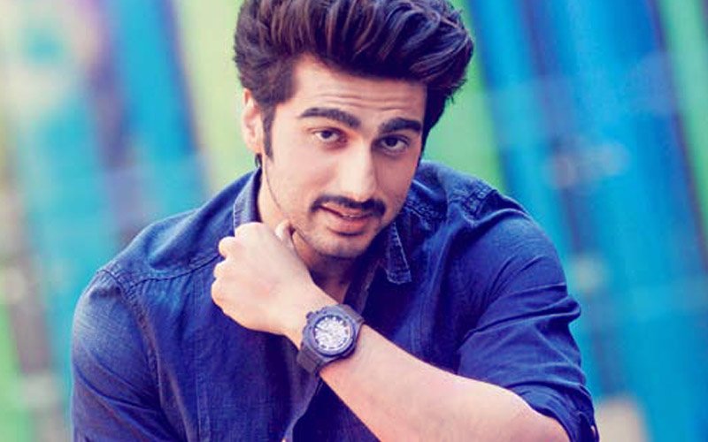 Arjun Kapoor Introduces His Real Life Half-Girlfriend To The World