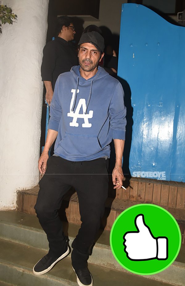 arjun rampal snapped post dinner at olive bandra