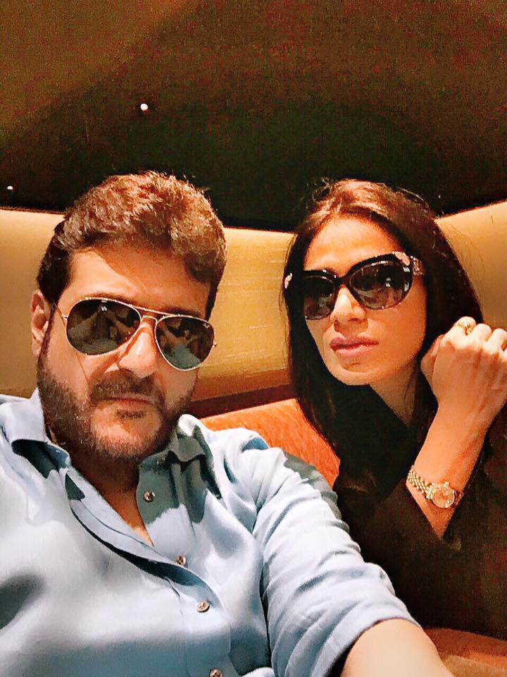 armaan kohli and neeru randhawa pose for a selfie