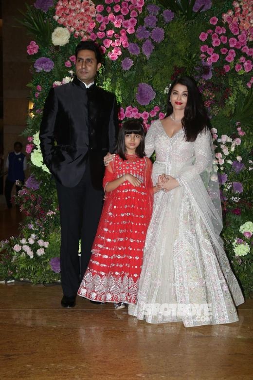 Aishwarya Rai Bachchan and Abhishek Bachchan with Aaradhya