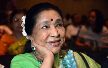 आशा भोंसले: हमने अच्छा संगीत बनाना बंद कर दिया है