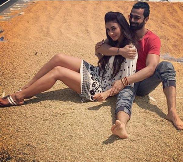 ashmit patel and maheck chahal share a cute moment