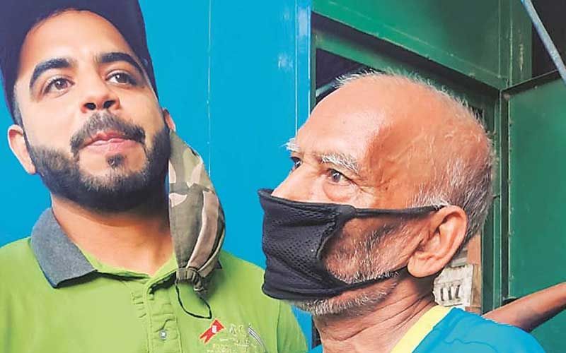 Baba Ka Dhaba Owner Files Complaint Against YouTuber Who Shot The Video; Accuses Him Of Siphoning Off Donations