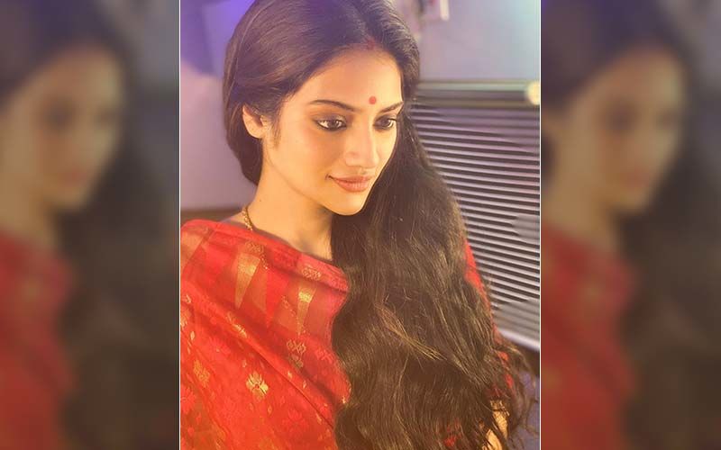 Dictionary: Actress Nusrat Jahan Shares First Look From Her Next Film