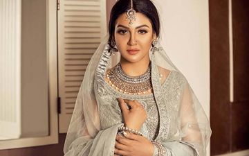 Jaya Ahsan Picks Fresh Vegetables From Her Home Garden, Shares Pictures On Instagram