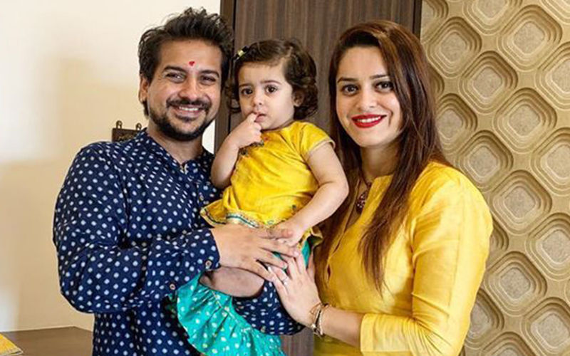 Bigg Boss Marathi Fame Pushkar Jog's Wife Jasmine Celebrates A Cute And Humble Birthday With Hubby And Daughter