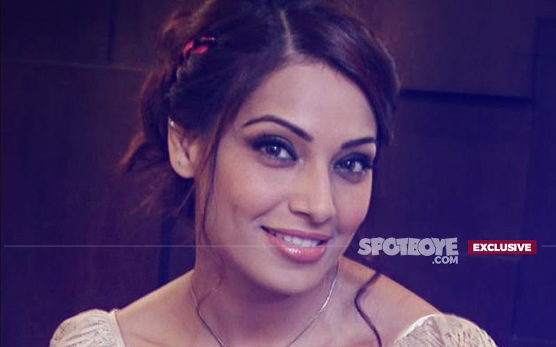 Bipasha Basu Talks From Hospital: Admitted Because Of A Chest Infection, Going Home Tomorrow