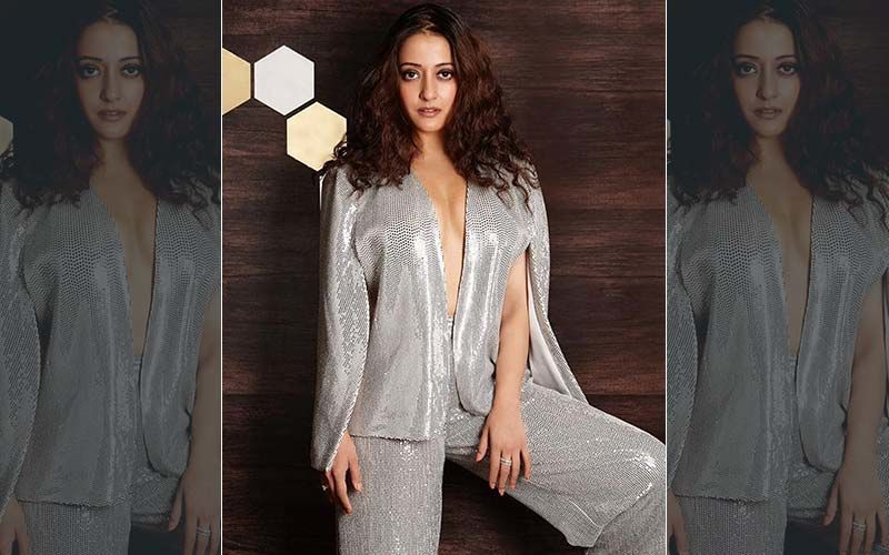 Bong Beauty Raima Sen Sets Instagram on Fire With Her Latest Picture, See  Pics